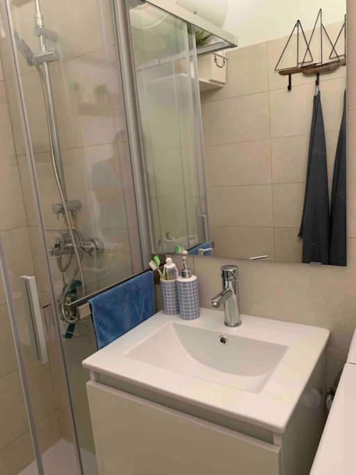 Miniloft Con Piscina Caminando A La Playa Apartman Tarragona Kültér fotó